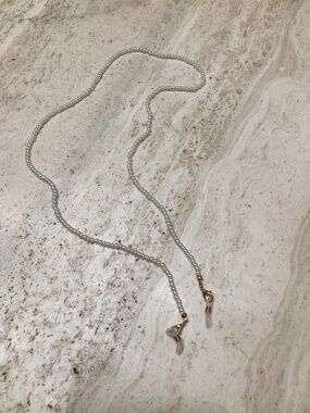 White Beaded eyeglasses chain necklace holder